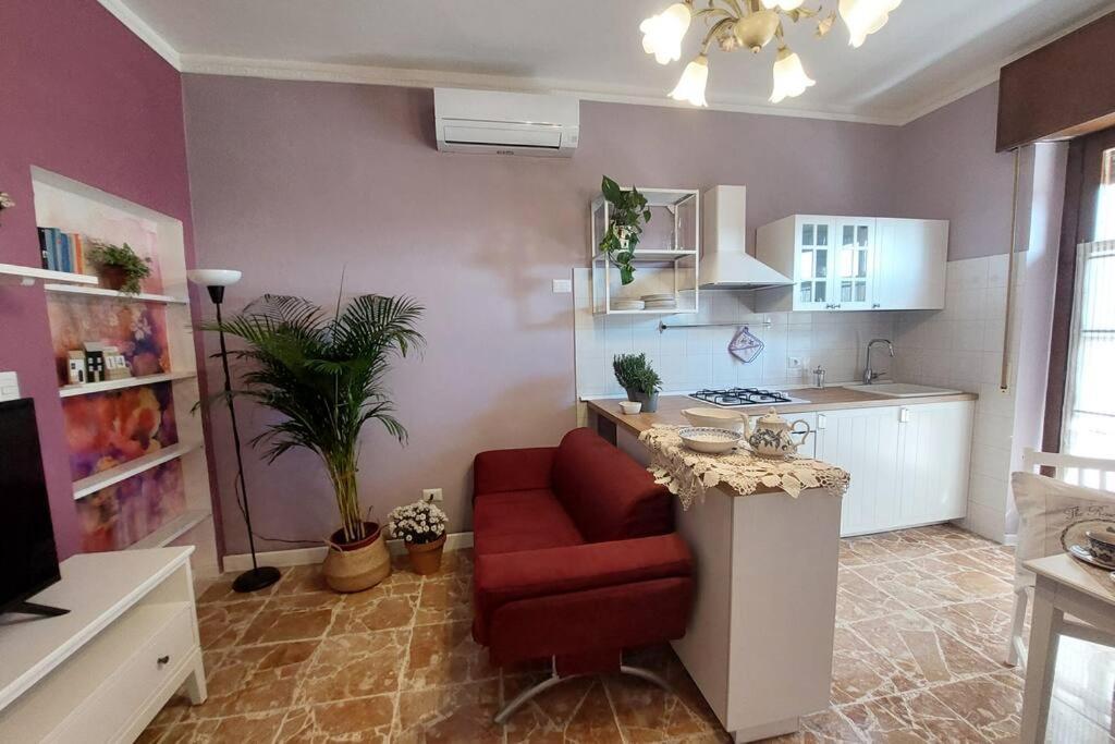 - Li De La Tra I Fiori Apartment
