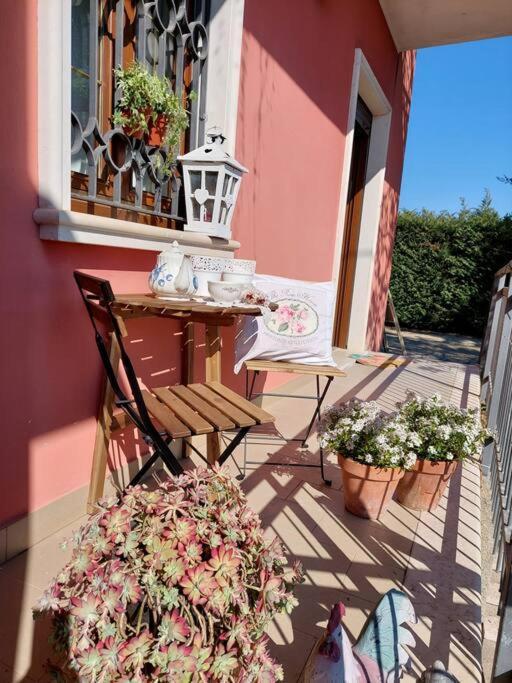 - Li De La Tra I Fiori Apartment